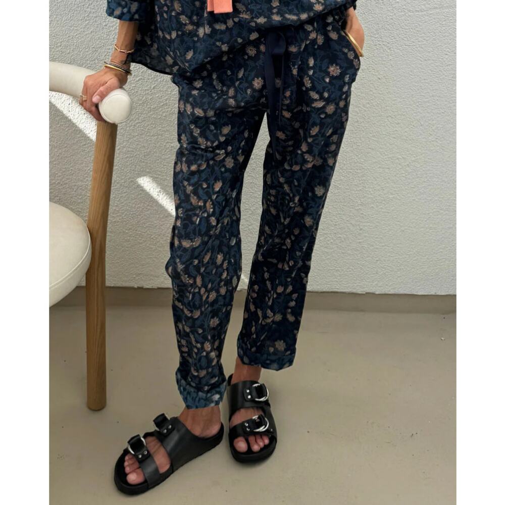 Two New York Floral Print Drawstring Waist Pant in Indigo Clay Womans Medium